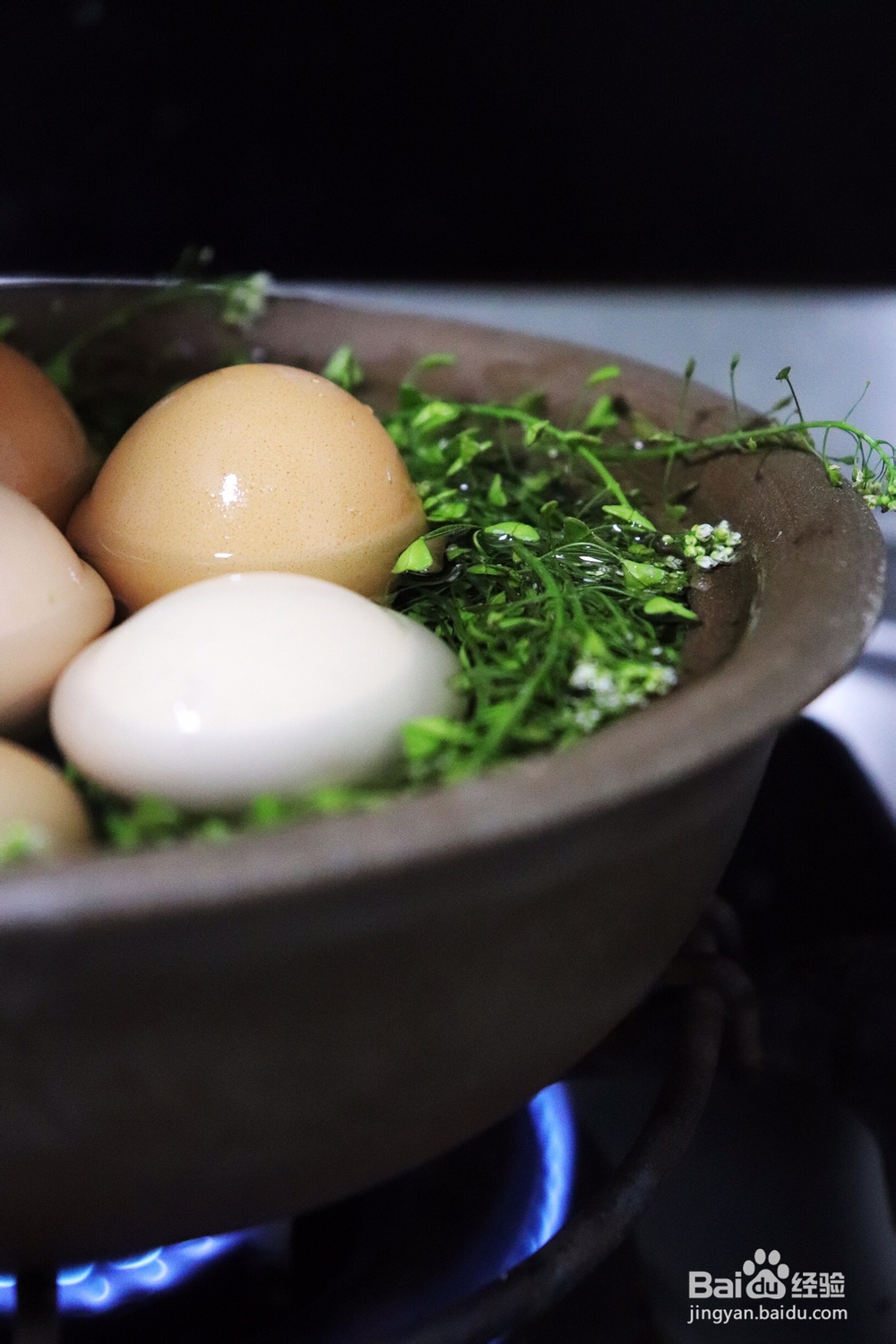 吃不胖的荠菜花煮鸡蛋