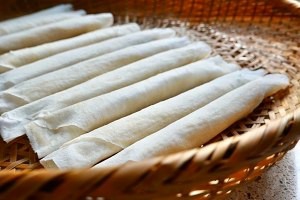 超好吃臭豆腐春卷的做法
