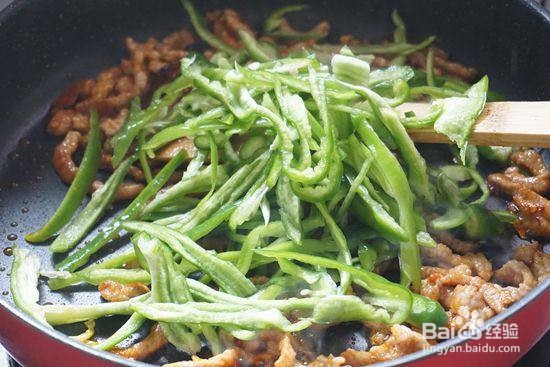 火辣辣的青椒肉丝