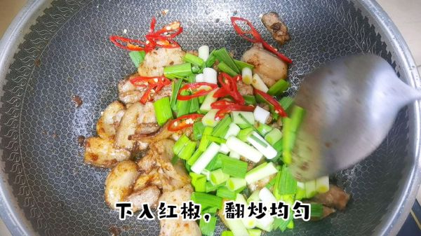 酱香蒜苗炒肉片
