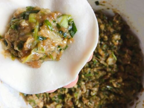 黑猪肉卷心菜水饺