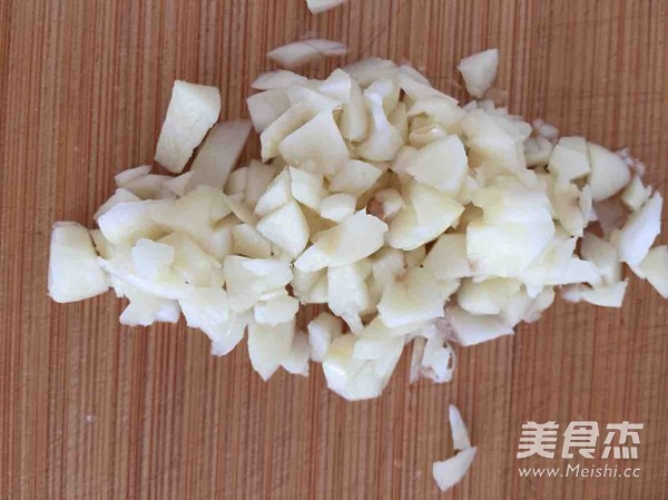 蒜台炒腊肉的做法