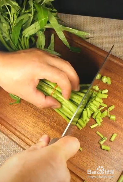 家常小炒空心菜