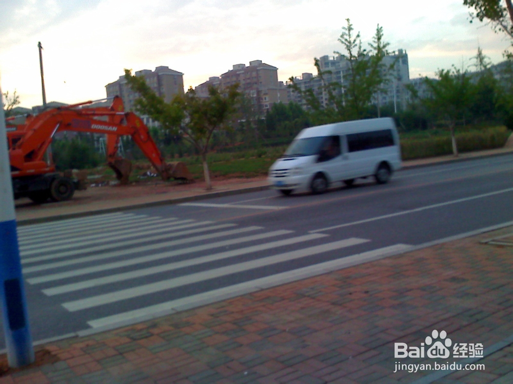 怎样告诉孩子安全过马路--99