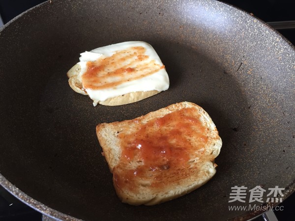 芝士鱼排吐司汉堡