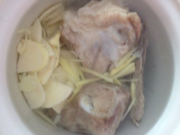 喝冬笋棒骨汤居然能治病！