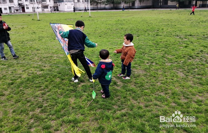 班主任如何组织学生放风筝