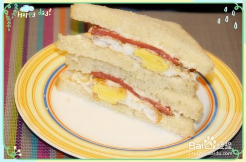清早来份充满活力的早餐——火腿鸡蛋三明治