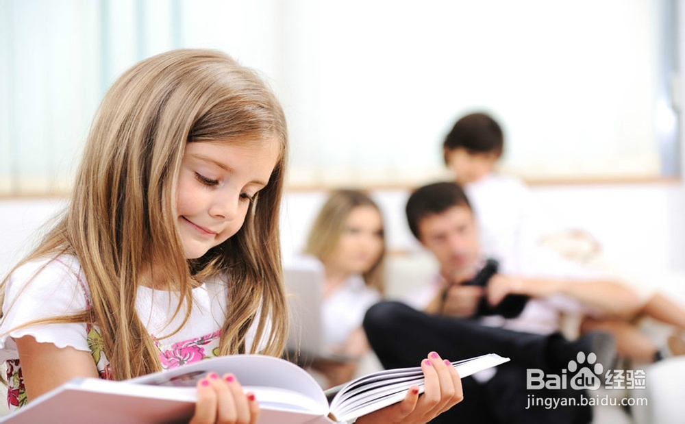 孩子老看电视老玩手机怎么办？避免长时间看电视