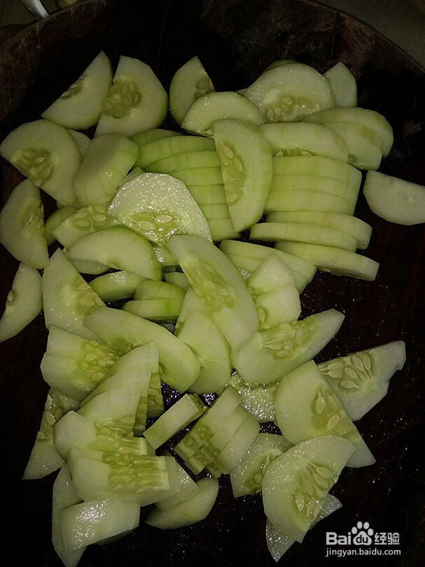 #美食#老黄瓜紫皮洋芋汤