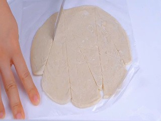 手抓饼牛角酥怎么做？
