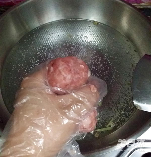 萝卜粉条肉圆汤