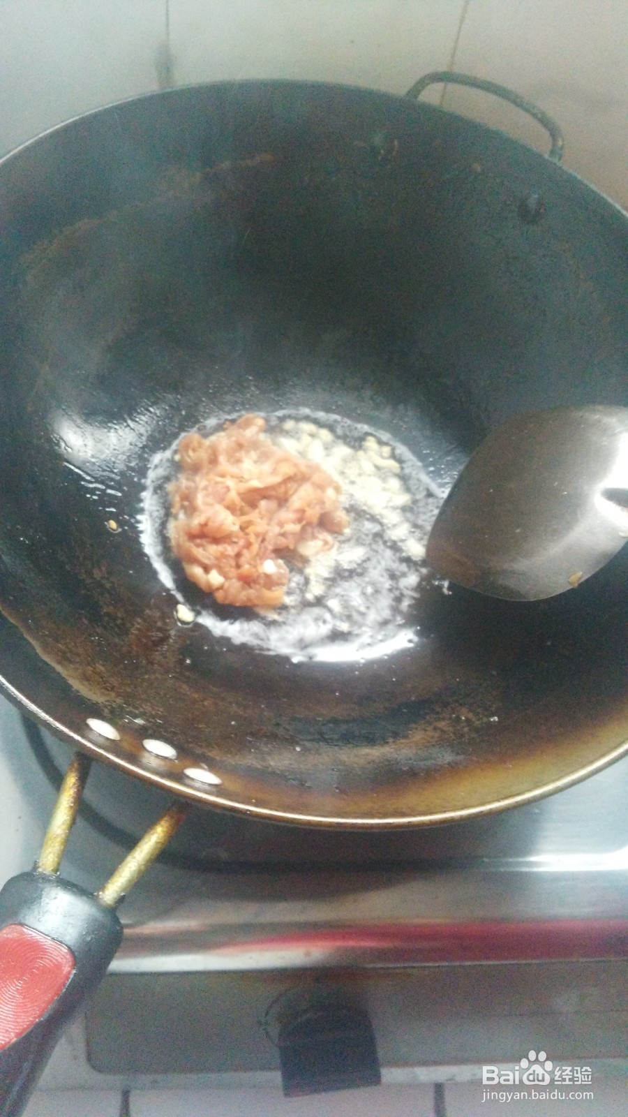 香蒜炒鸡蛋干的做法