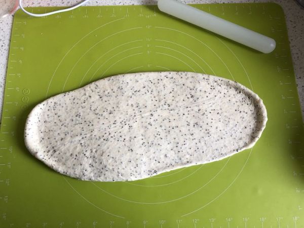 奇亚籽蜜豆燕麦软欧