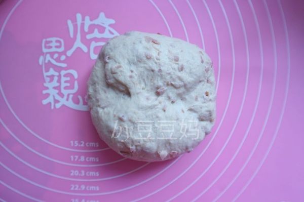 全麦培根软欧包