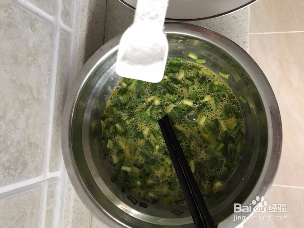 菜与主食合一的韭菜鸡蛋饼