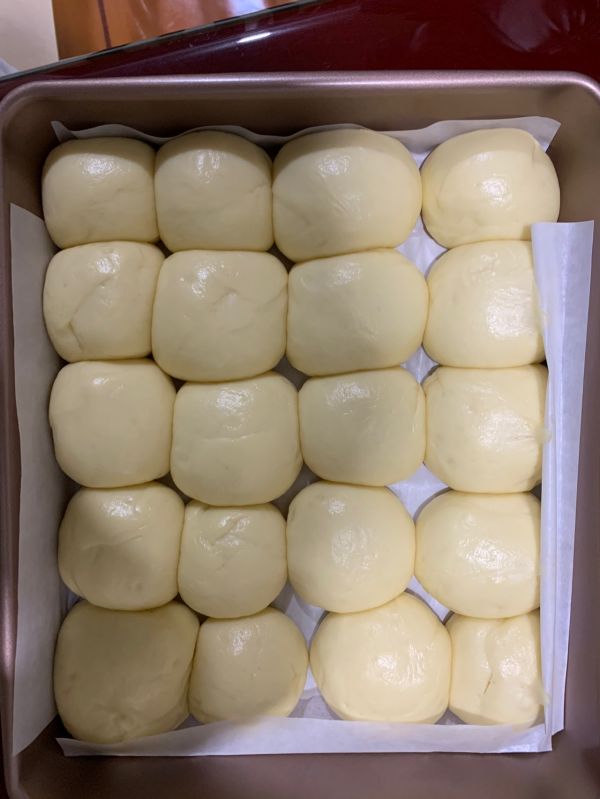 牛奶小面包first