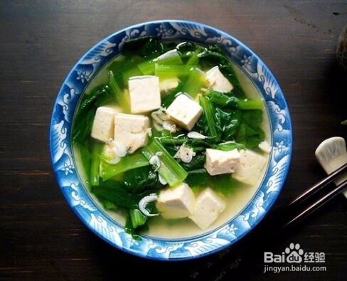 小白菜豆腐汤的居家做法
