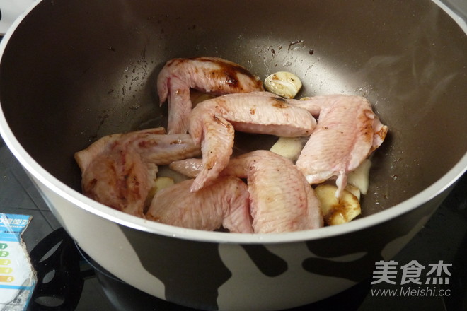 黑椒玉米烧鸡翅