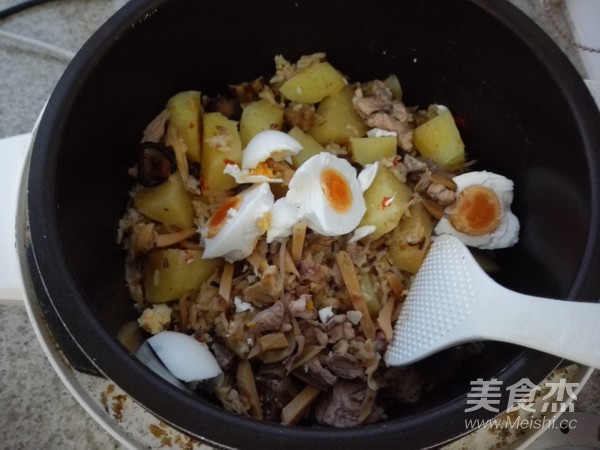 排骨土豆饭的做法