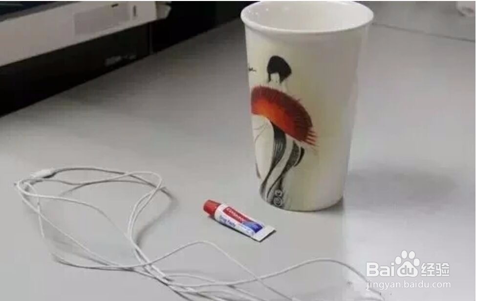 如何清洁耳机线和数据线?？这几招绝对管用