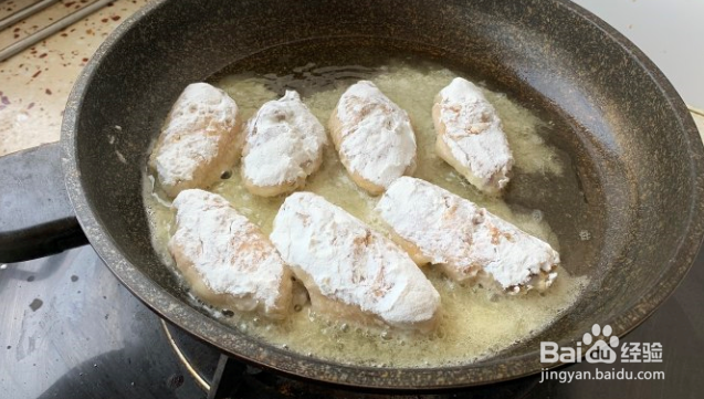 如何制作简单美味的蒜香鸡翅？