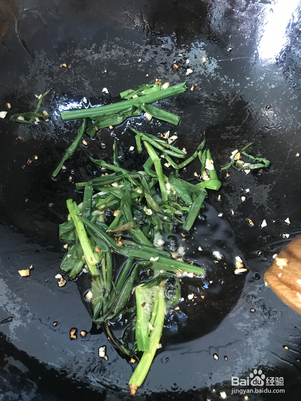 香浓的葱油拌面