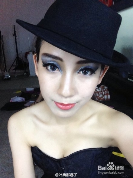 隐形眼镜大概多少钱