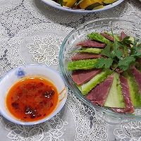 红油牛肉拌苦瓜的做法
