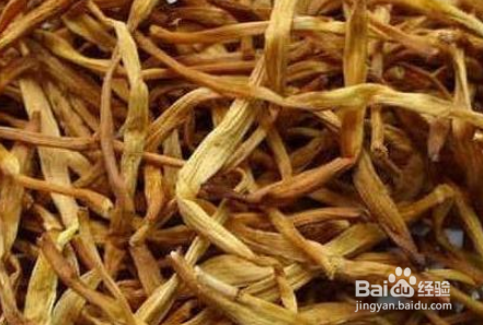 怎么鉴别硫磺熏过的黄花菜