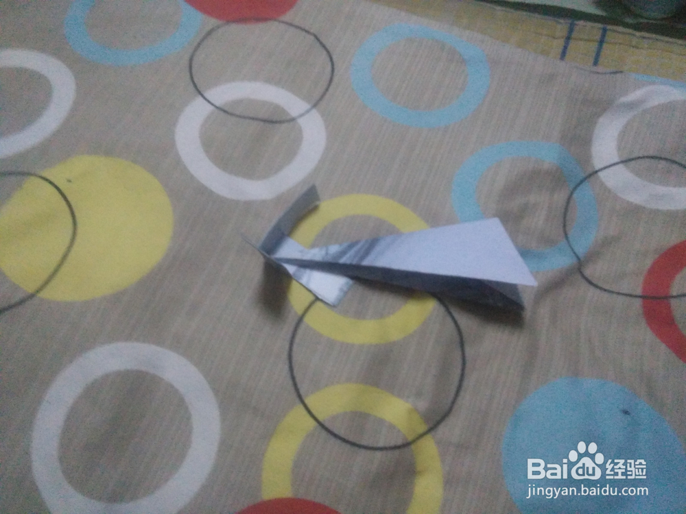 小小纸风车的简易制作