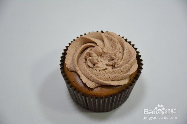 柔软细腻蝙蝠纸杯蛋糕