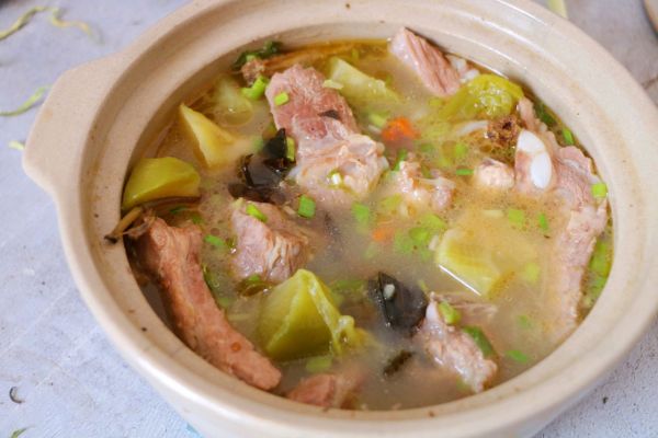 益气排骨萝卜汤