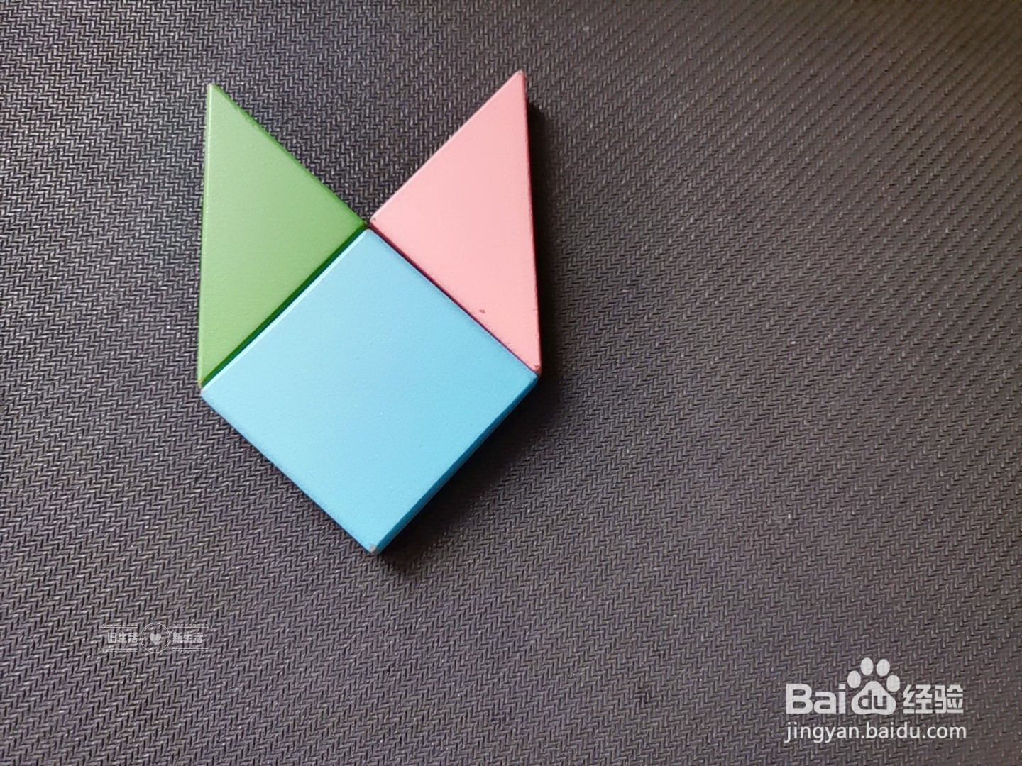 儿童益智七巧板 如何用七巧板拼一只猫(16)