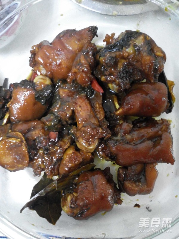 红烧猪蹄的做法