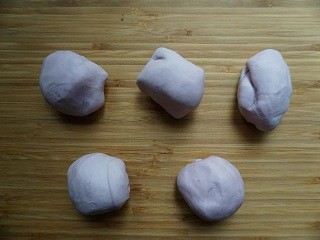 星黛露鸡肉刈包怎么做？