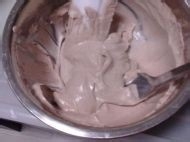 精致的朱古力奶油小蛋糕