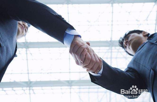 能让你变得自信的身体语言