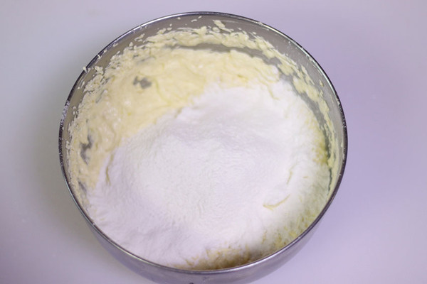 凤梨椰丝磅蛋糕