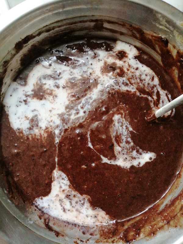 香蕉燕麦布朗尼