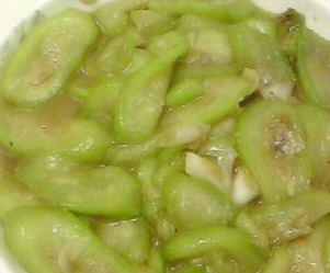 家庭版炒丝瓜的做法