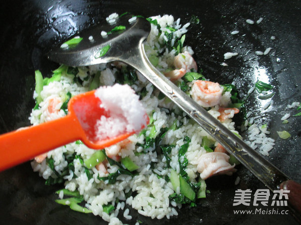 虾仁青菜炒饭