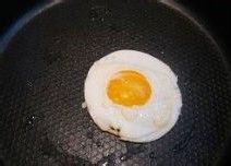 抱着大盆儿看韩剧,大盆儿拌饭+豆芽汤