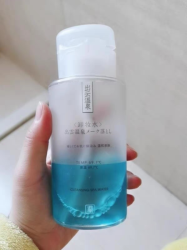 这些化妆水，便宜又好用!值得你无限次回购。