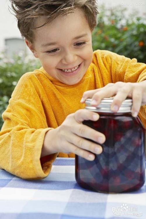 如何强化训练孩子的注意力