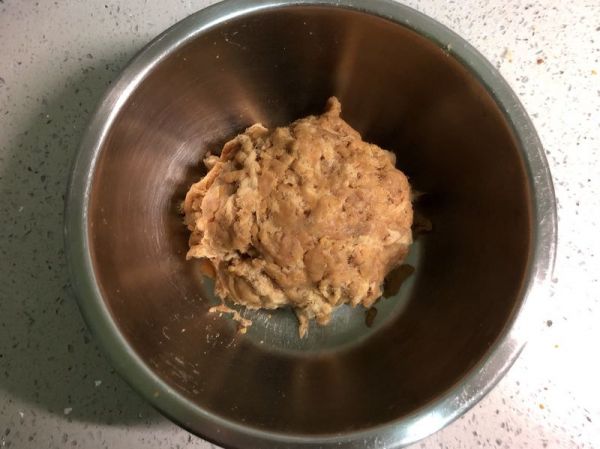 咸蛋黄肉松青团