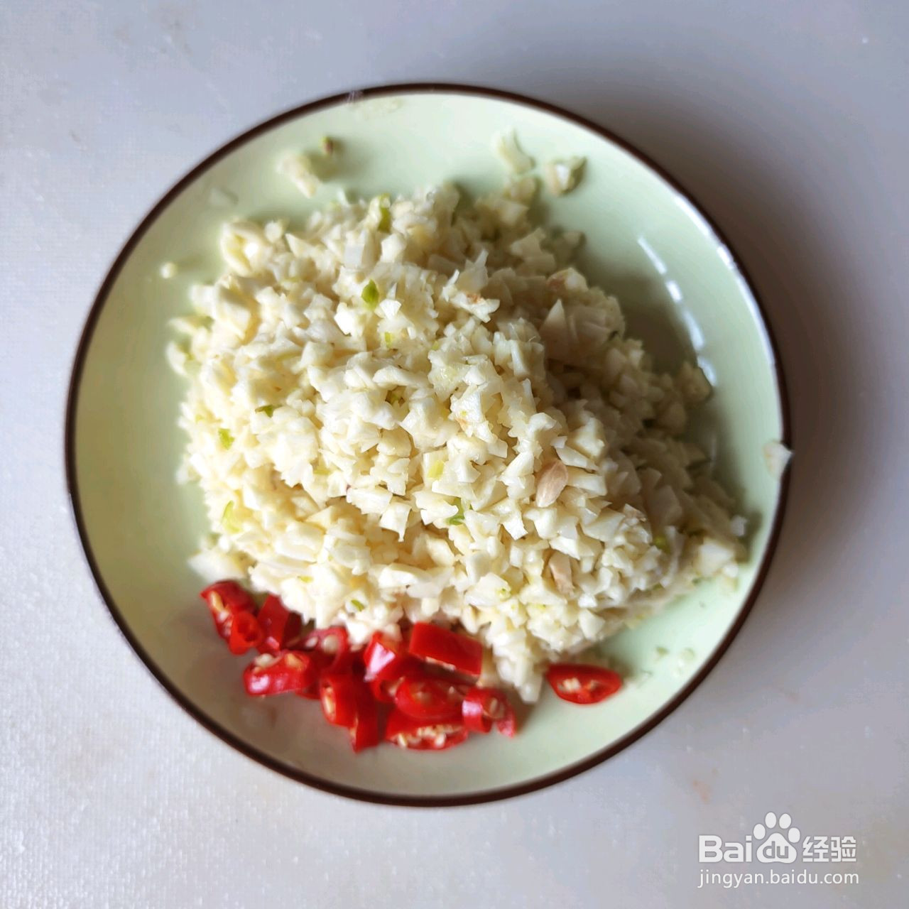 柠檬拌鸡腿的做法