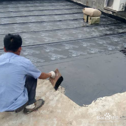 屋顶漏水用什么材料？