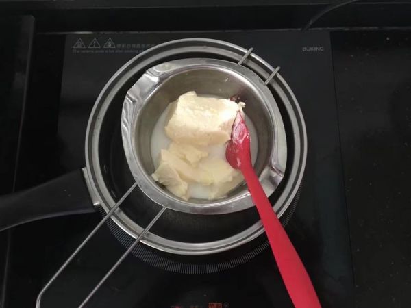 棉花糖轻乳酪蛋糕