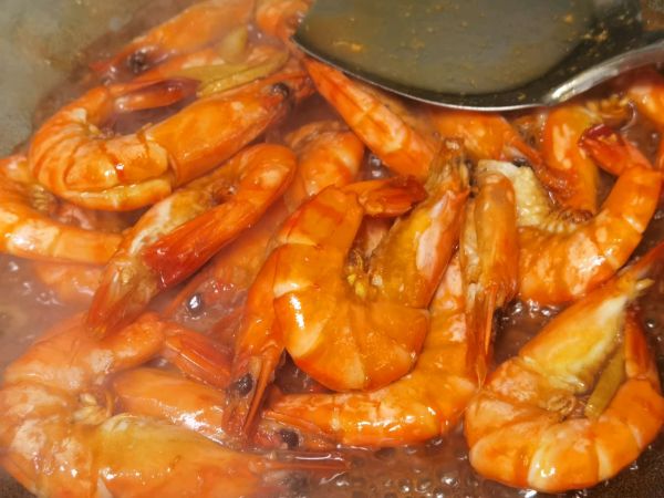 开背蒜蓉黑虎虾